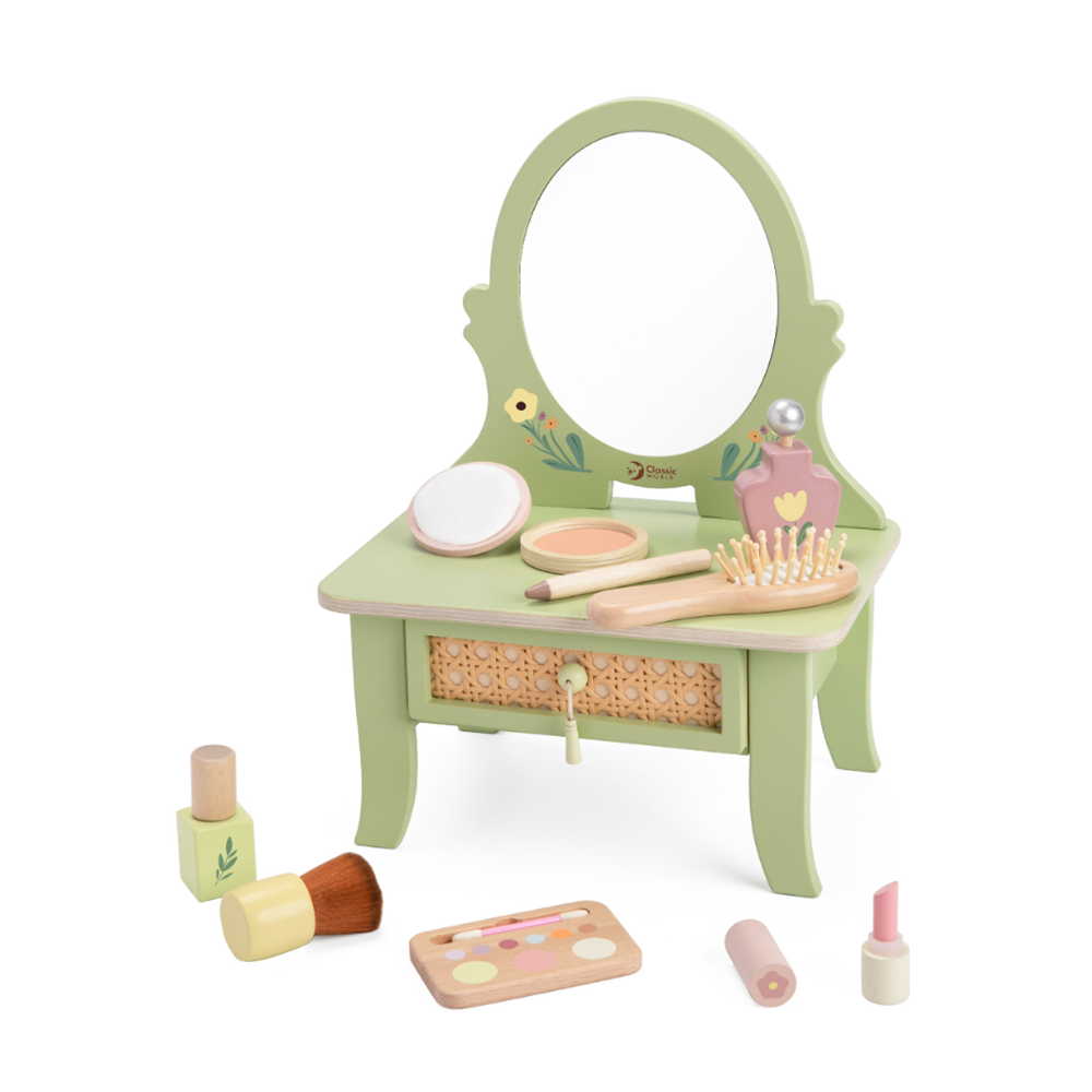 Classic World - Vintage Dresser