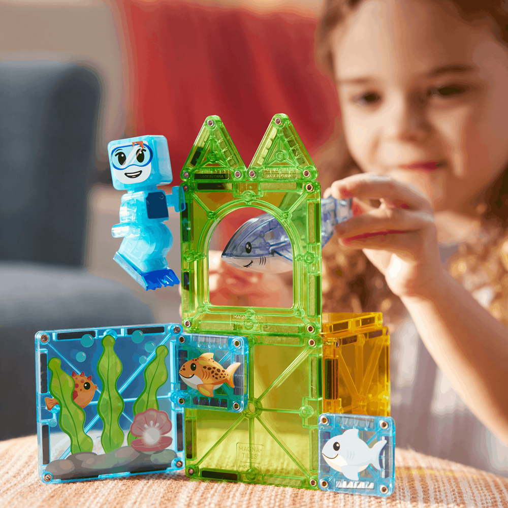 MAGNA-TILES - Shark Dive - 13 Piece