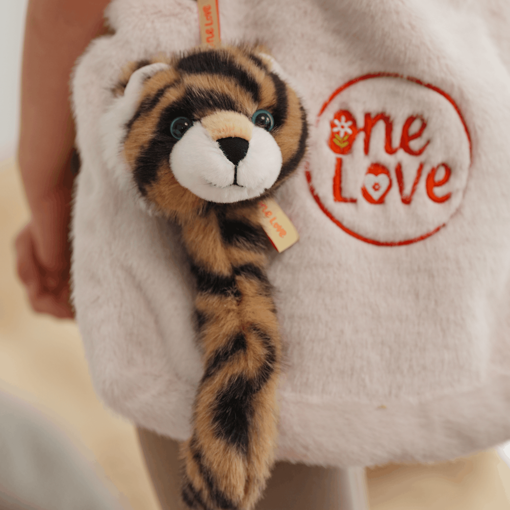 One Love - Charm - Zenda Tiger