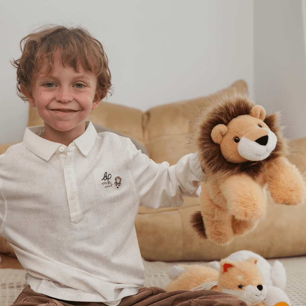 One Love - Leonard Lion