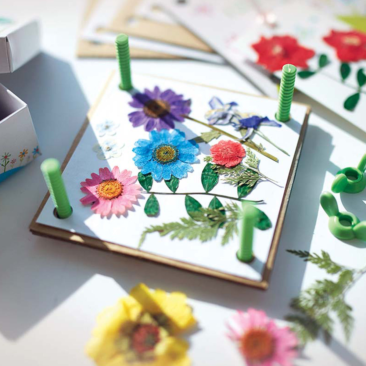 4M - STEAM Powered Kids - Green Paper Craft - view 5