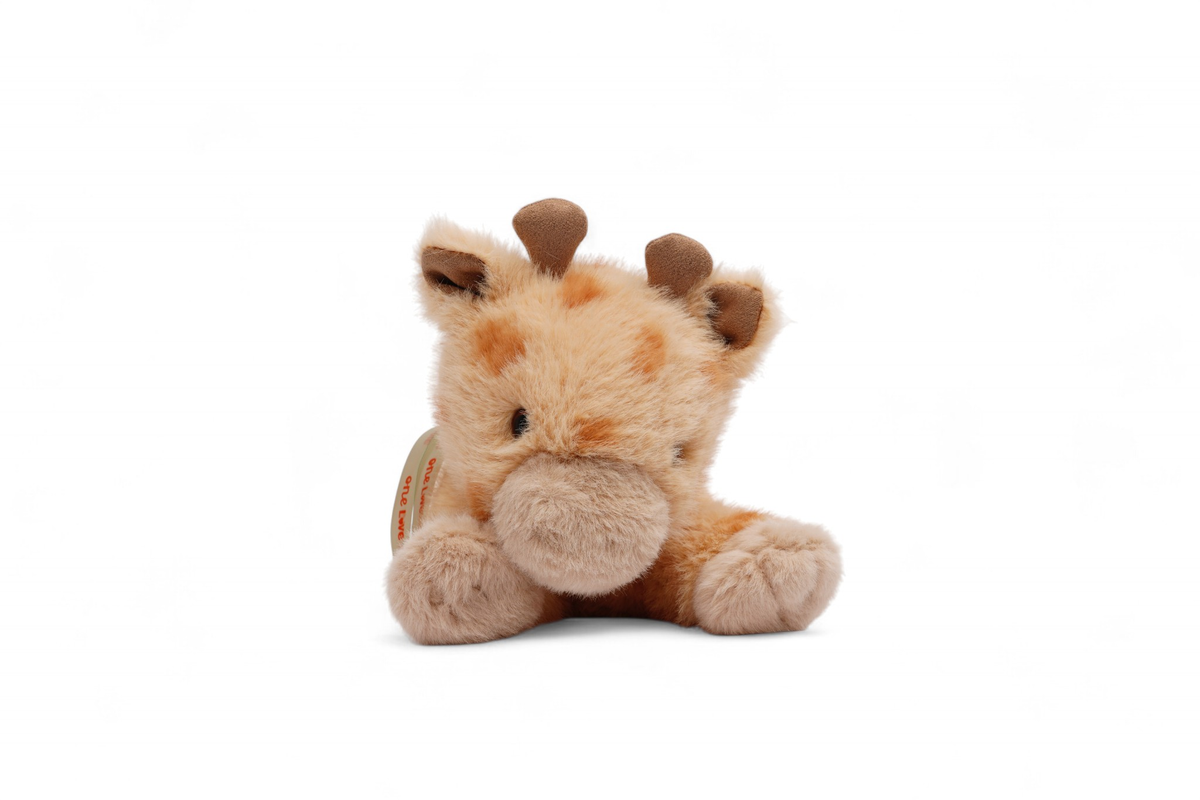 One Love - Willow Giraffe - view 4